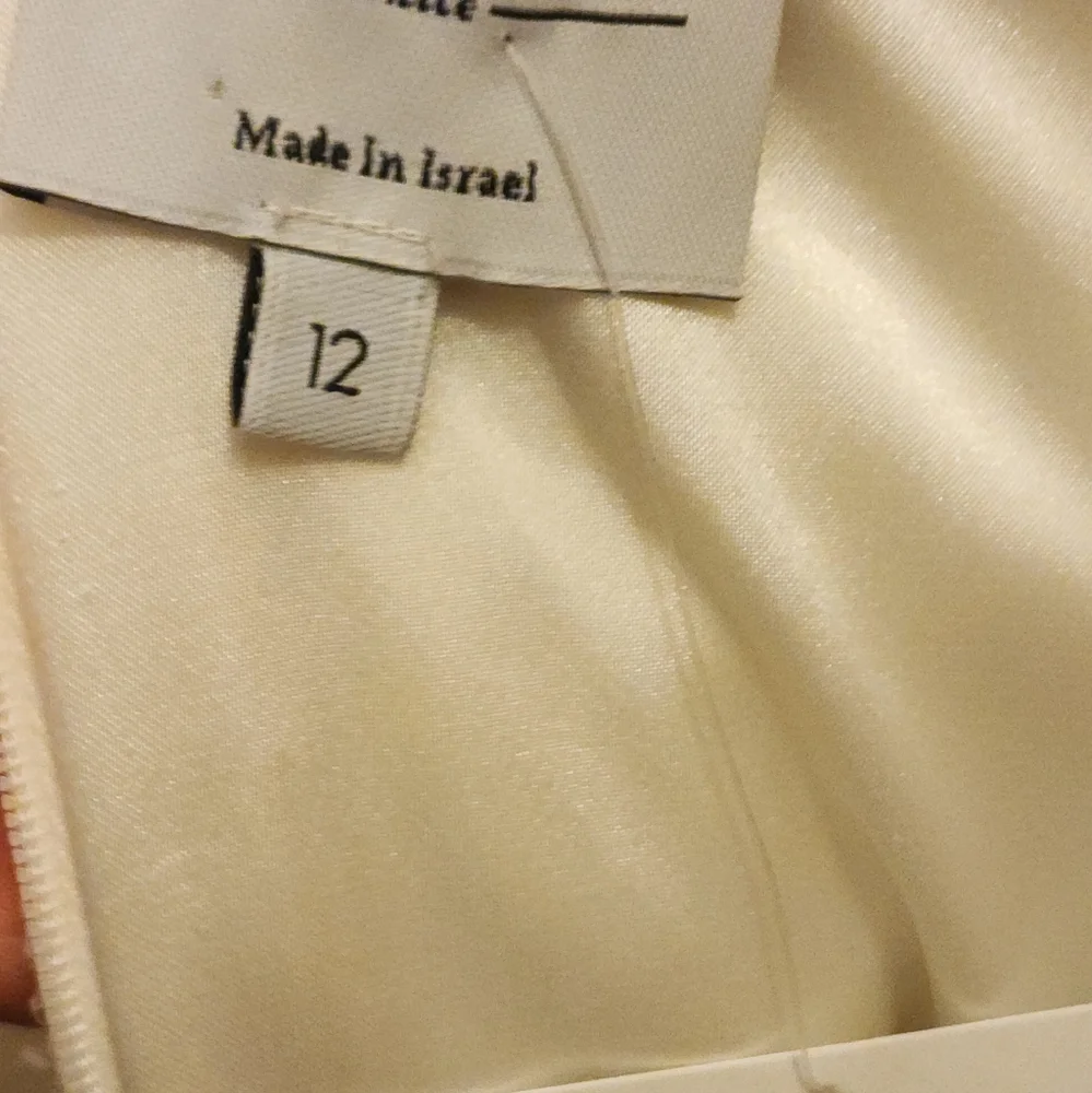 Couture beaded wedding dress 12 - Picture 8 of 15